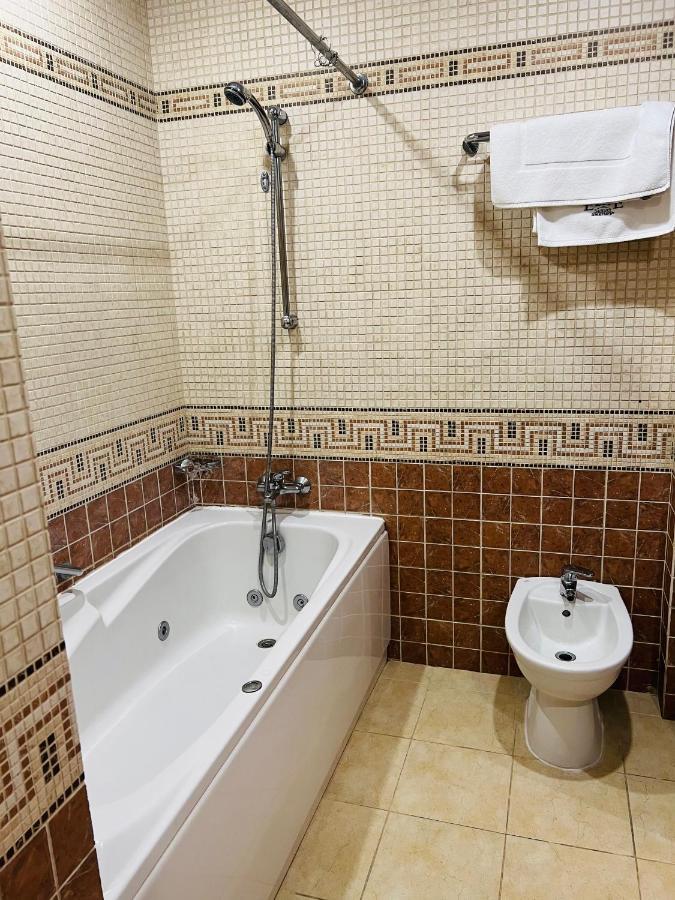 Appartamento Elite Tower Seef Esterno foto